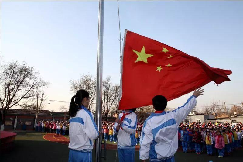 佩杜拉：贝洛蒂首选加盟佛罗伦萨，后者尝试压哨完成交易